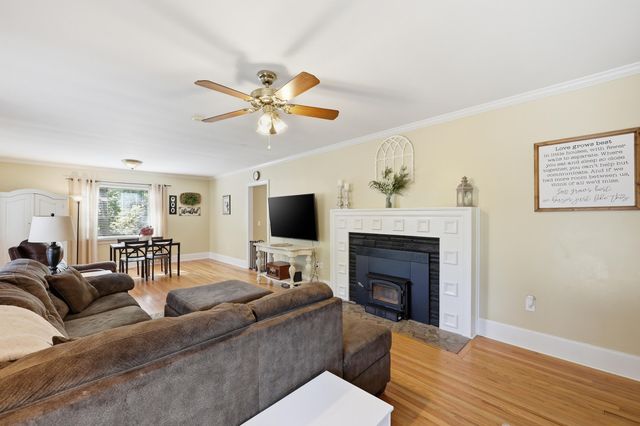 521 Center Street, Walterboro, SC 29488