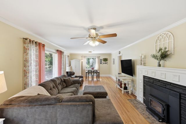 521 Center Street, Walterboro, SC 29488