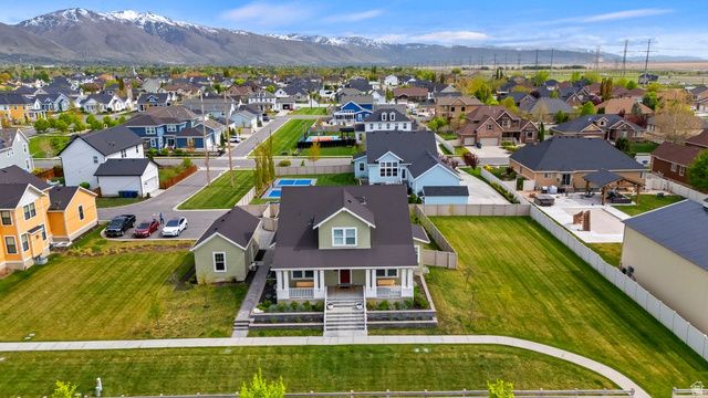 2109 W 200 N, Kaysville, UT 84037