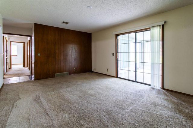 1425 N Indian Meridian Road, Choctaw, OK 73020