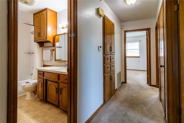 1425 N Indian Meridian Road, Choctaw, OK 73020