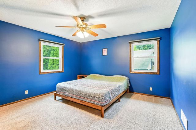 5824 N 213th Street N, Forest Lake, MN 55025