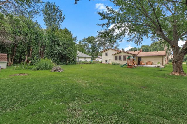 5824 N 213th Street N, Forest Lake, MN 55025