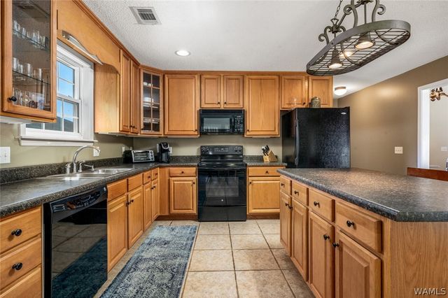 2270 Cross Creek, Tuscaloosa, AL 35404