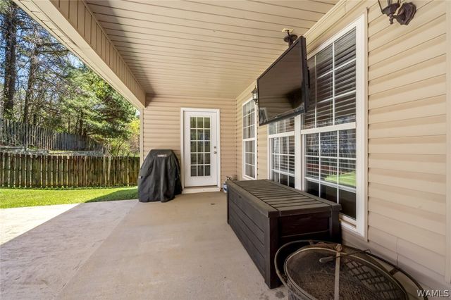 2270 Cross Creek, Tuscaloosa, AL 35404