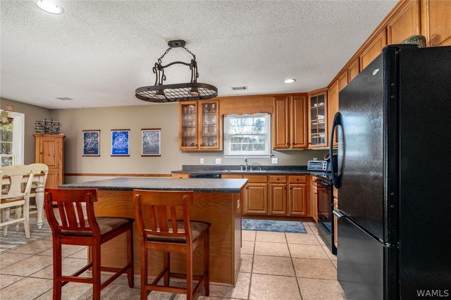 2270 Cross Creek, Tuscaloosa, AL 35404