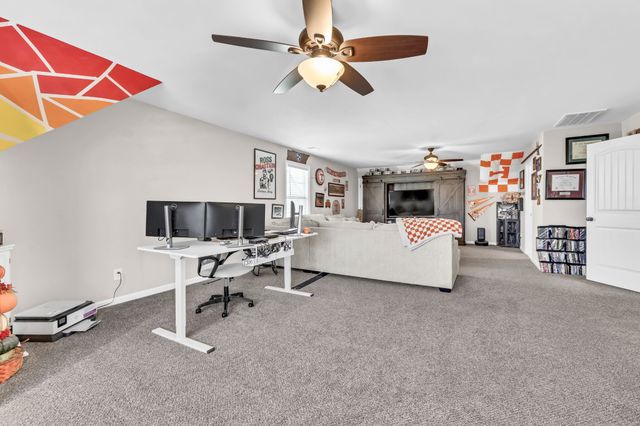 249 Elwell Rd, Clarksville, TN 37042