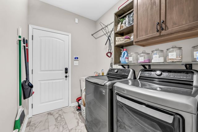 249 Elwell Rd, Clarksville, TN 37042