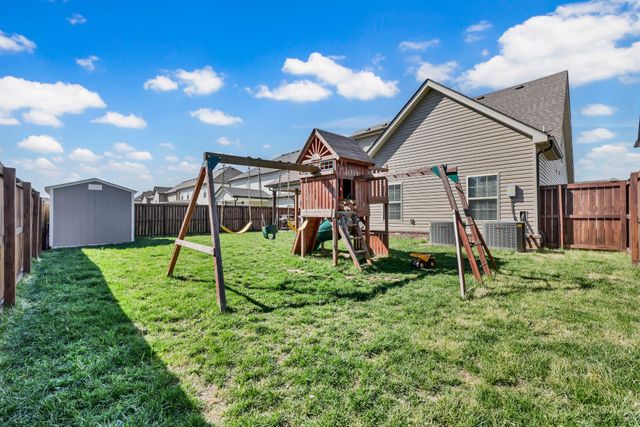 249 Elwell Rd, Clarksville, TN 37042