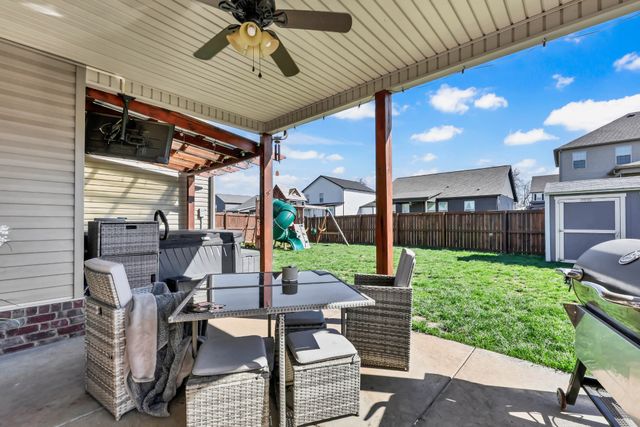 249 Elwell Rd, Clarksville, TN 37042