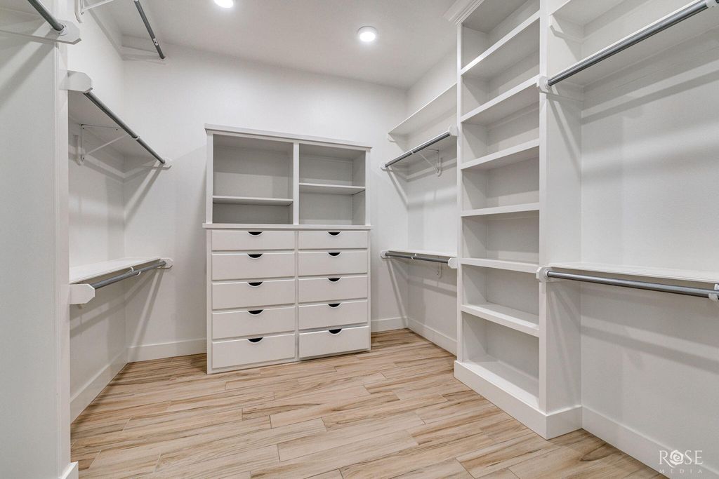 Image 17 of property listing at 9994 Holland Road, Miles, TX 76861