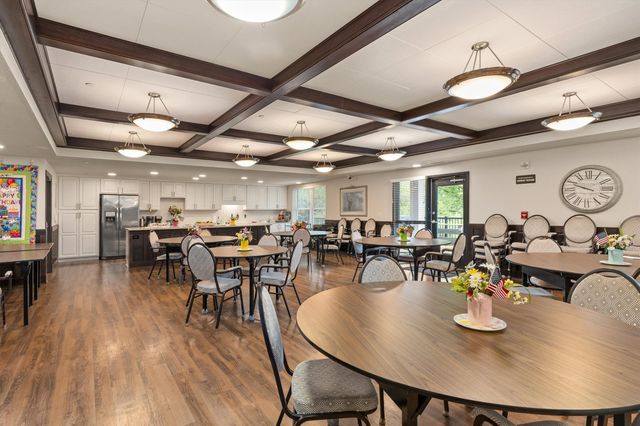 9001 Windsor Parkway 313, Johnston, IA 50131