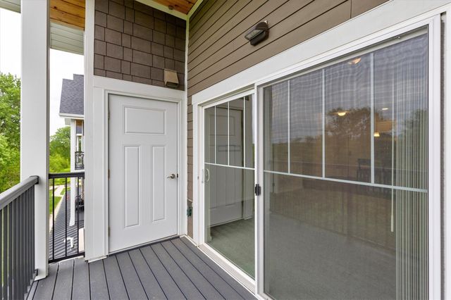 9001 Windsor Parkway 313, Johnston, IA 50131