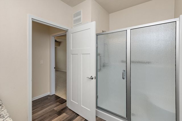 9001 Windsor Parkway 313, Johnston, IA 50131