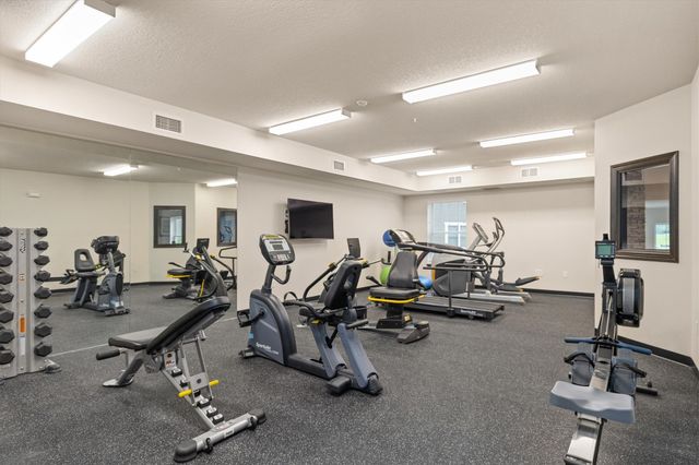 9001 Windsor Parkway 313, Johnston, IA 50131