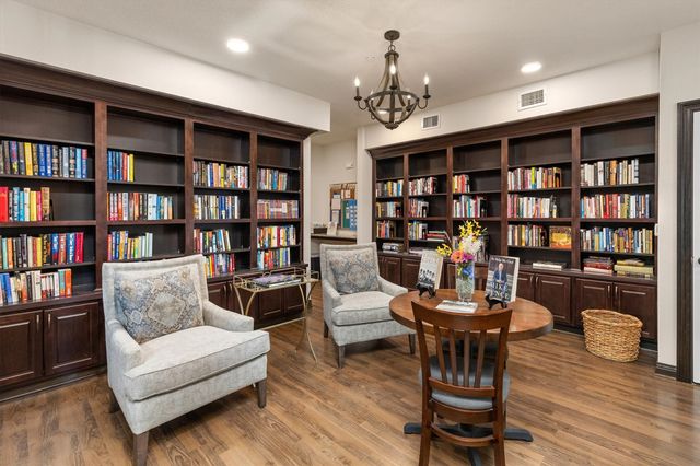 9001 Windsor Parkway 313, Johnston, IA 50131