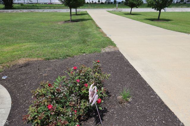 1421 E County Road 1000 S, Clayton, IN 46118