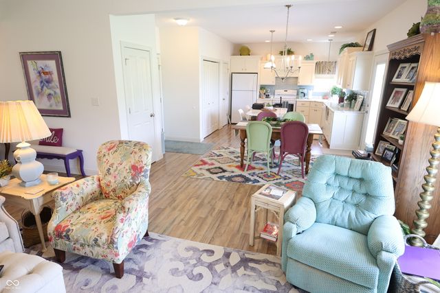 1421 E County Road 1000 S, Clayton, IN 46118