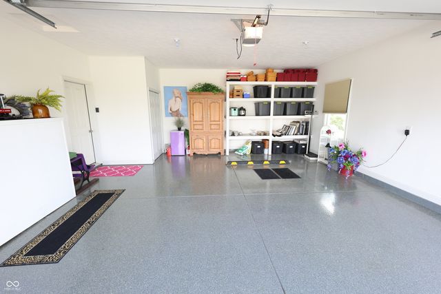 1421 E County Road 1000 S, Clayton, IN 46118