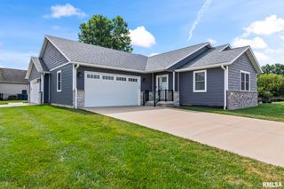 600 Burberry Lane, Rochester, IL 62563