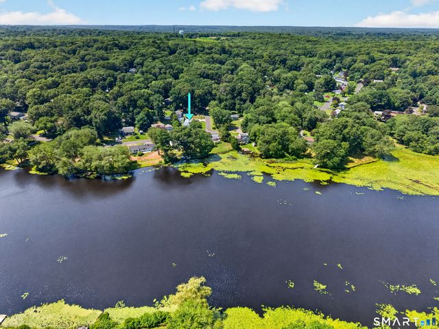 17 Sycamore Road, East Lyme, CT 06357