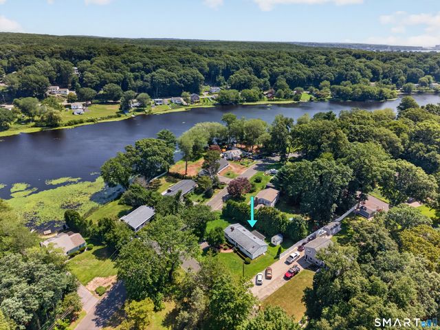 17 Sycamore Road, East Lyme, CT 06357