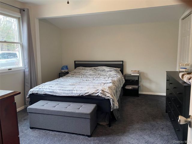 376 Roosa Gap Road, Bloomingburg, NY 12721