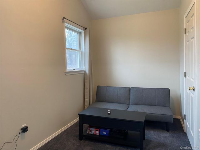 376 Roosa Gap Road, Bloomingburg, NY 12721