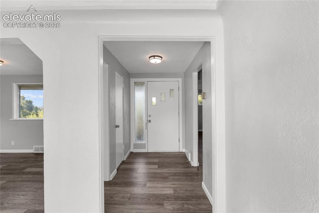 1606 Navajo Circle, Colorado Springs, CO 80905 — photo 5