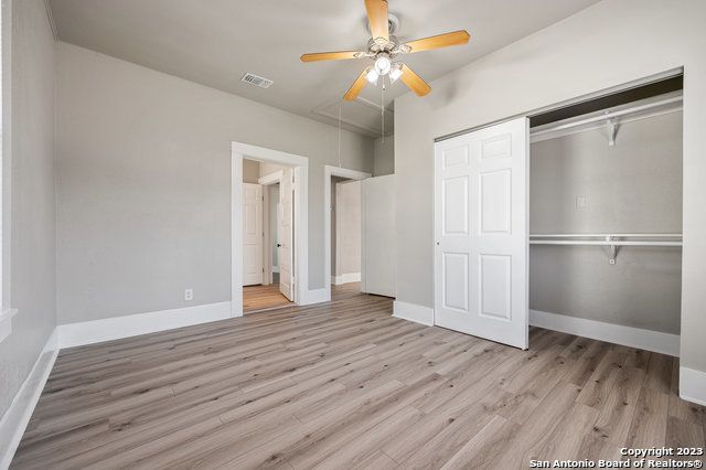 910 Piedmont, San Antonio, TX 78210