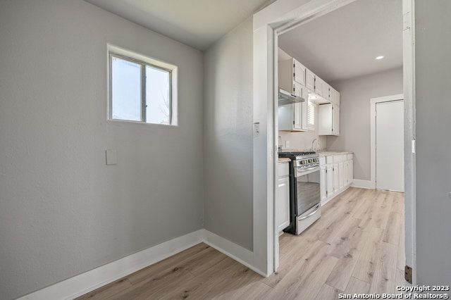 910 Piedmont, San Antonio, TX 78210