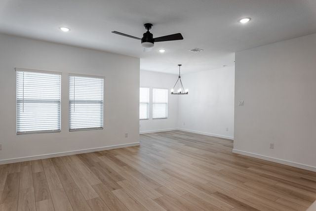528 Brook View Drive, Van Alstyne, TX 75495