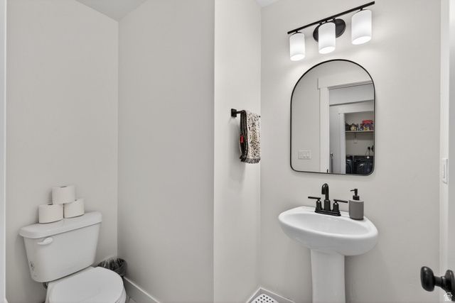 1449 N MCKENZIE WAY, Saratoga Springs, UT 84045