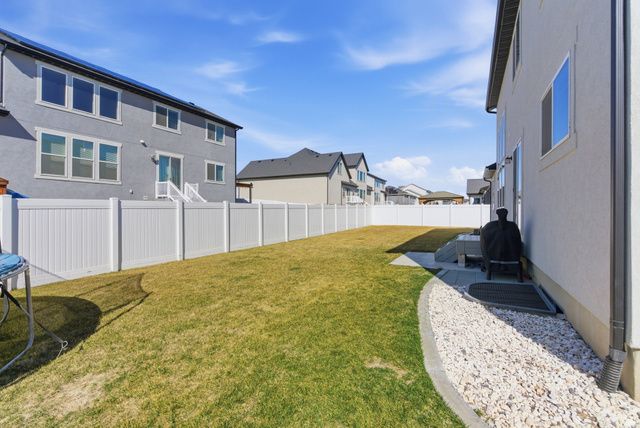 1449 N MCKENZIE WAY, Saratoga Springs, UT 84045