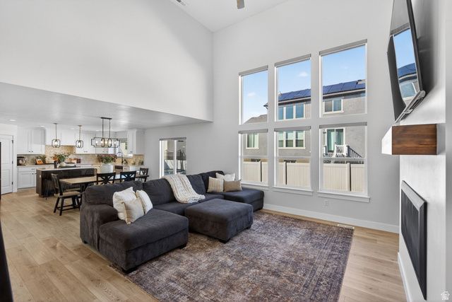 1449 N MCKENZIE WAY, Saratoga Springs, UT 84045