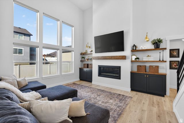 1449 N MCKENZIE WAY, Saratoga Springs, UT 84045