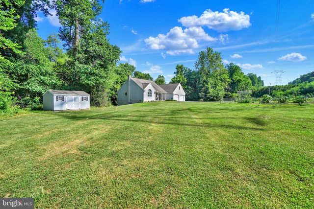 176 FALMOUTH RD, Bainbridge, PA 17502
