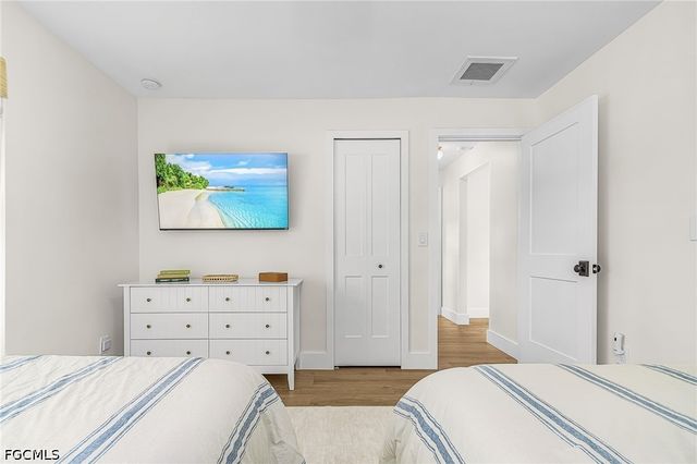 8 Palmview BLVD, Fort Myers Beach, FL 33931