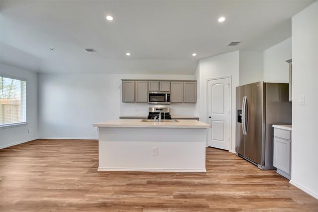 16922 Twisted Seagrass Lane, Magnolia, TX 77355