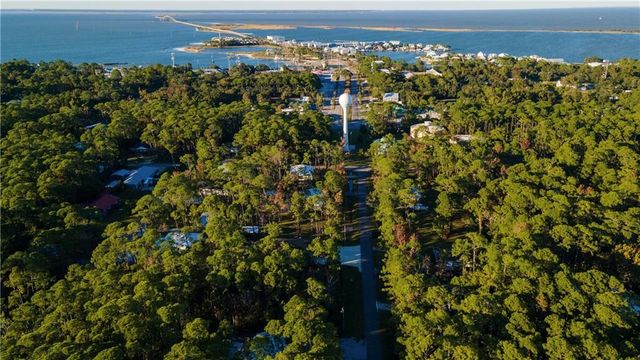 148 Lemoyne Drive, Dauphin Island, AL 36528