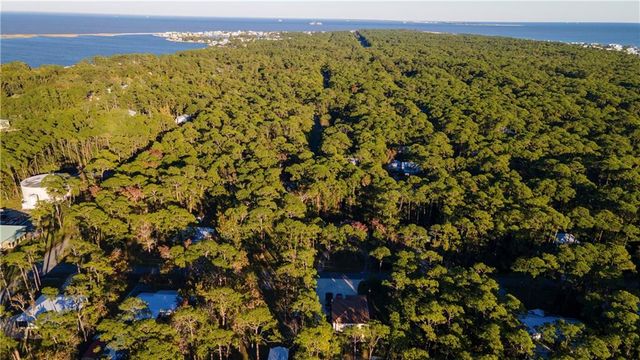 148 Lemoyne Drive, Dauphin Island, AL 36528