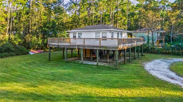 148 Lemoyne Drive, Dauphin Island, AL 36528
