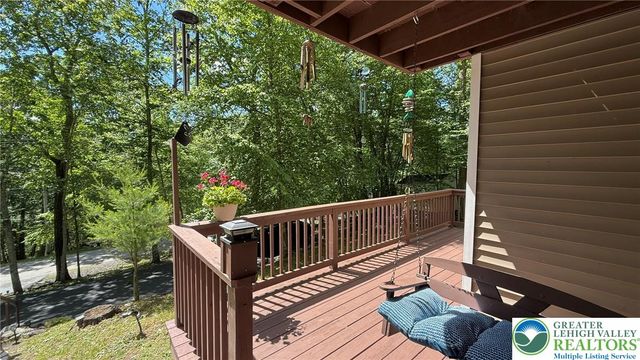 4271 Winchester Way, Lehman Twp, PA 18324