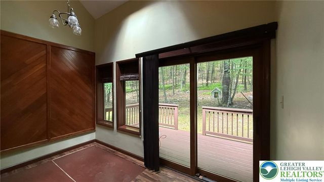 4271 Winchester Way, Lehman Twp, PA 18324