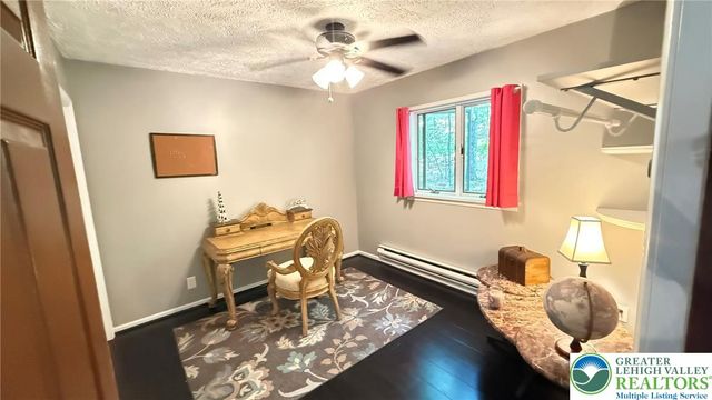 4271 Winchester Way, Lehman Twp, PA 18324