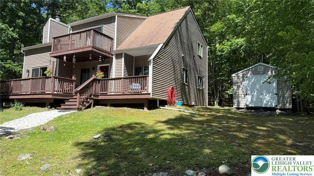 4271 Winchester Way, Lehman Twp, PA 18324