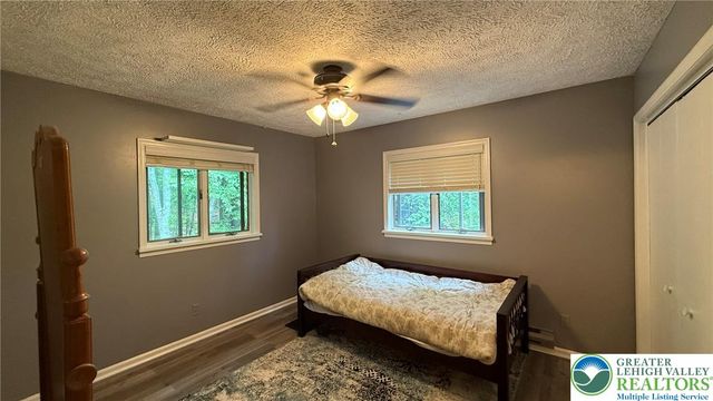 4271 Winchester Way, Lehman Twp, PA 18324