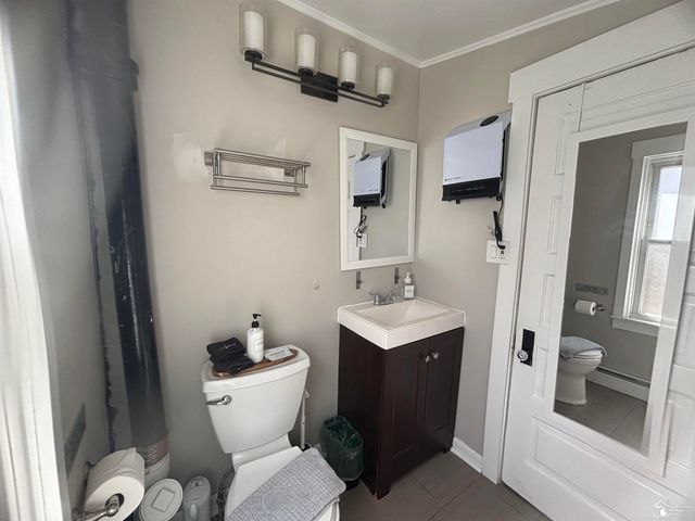 824 Beaufield Street, Ferndale, MI 48220