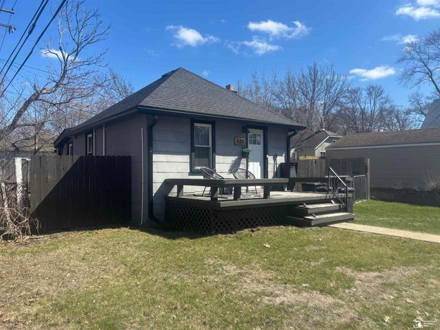 824 Beaufield Street, Ferndale, MI 48220