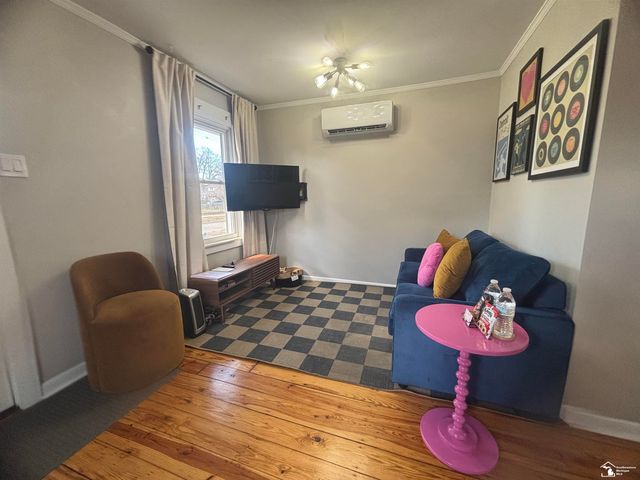 824 Beaufield Street, Ferndale, MI 48220